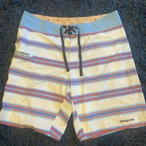 Patagonia Board shorts sz 34